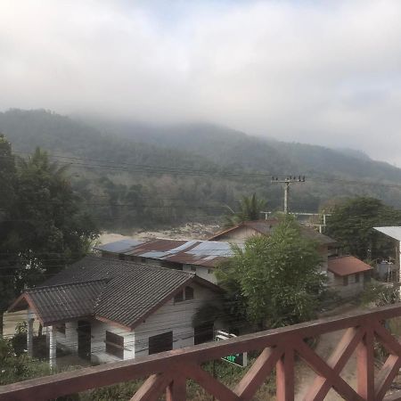 Bkc Villa 2 Muang Pakbèng Exteriör bild